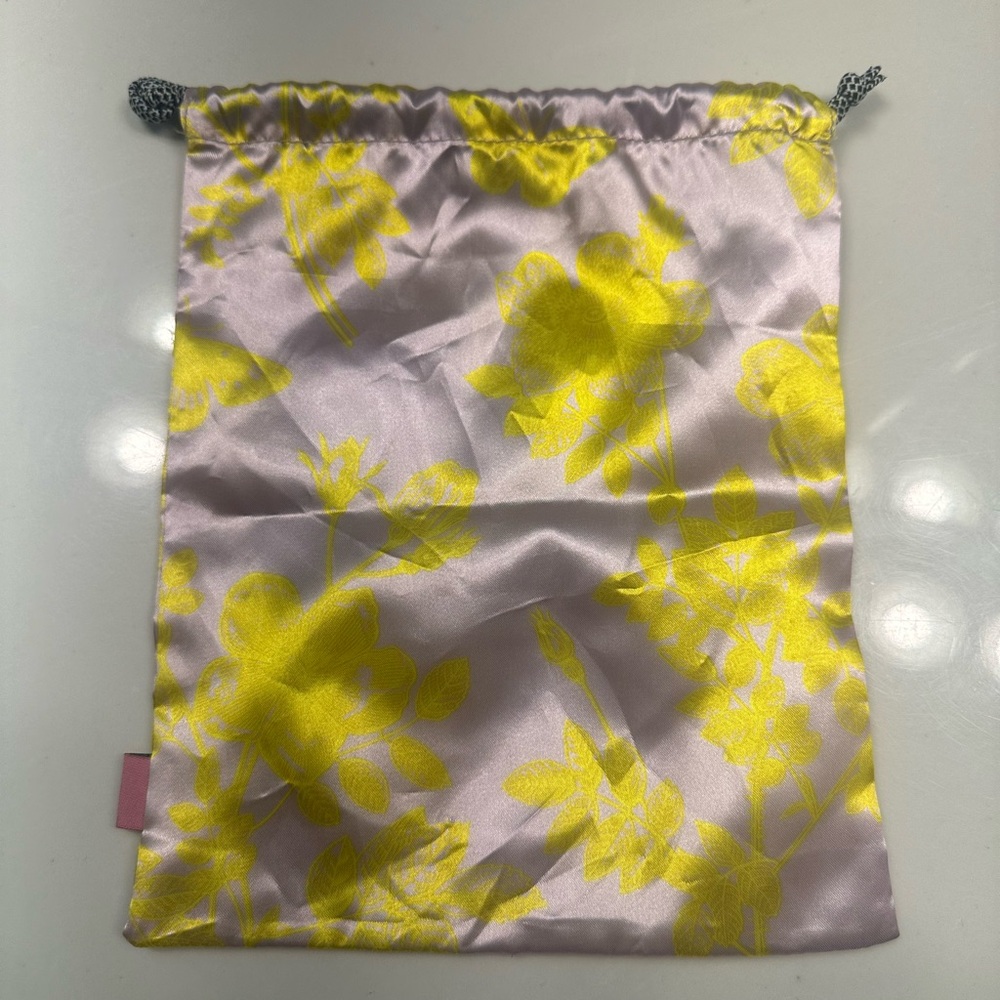 Travel bag
